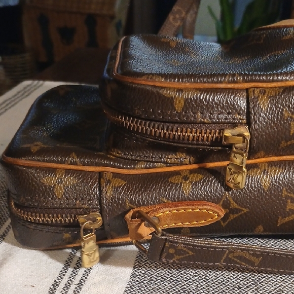 Louis Vuitton Brown Monogram Men's Bag - Picture 9 of 14